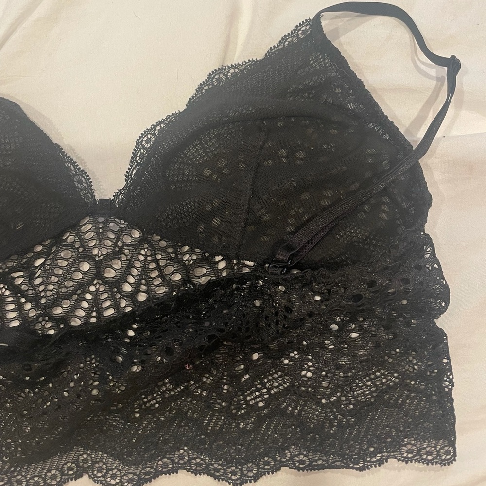 Black Net Bralette - Picture 3 of 4